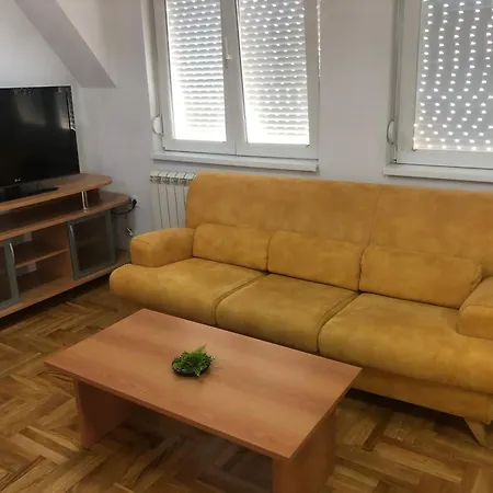 Sani * Szkopje
